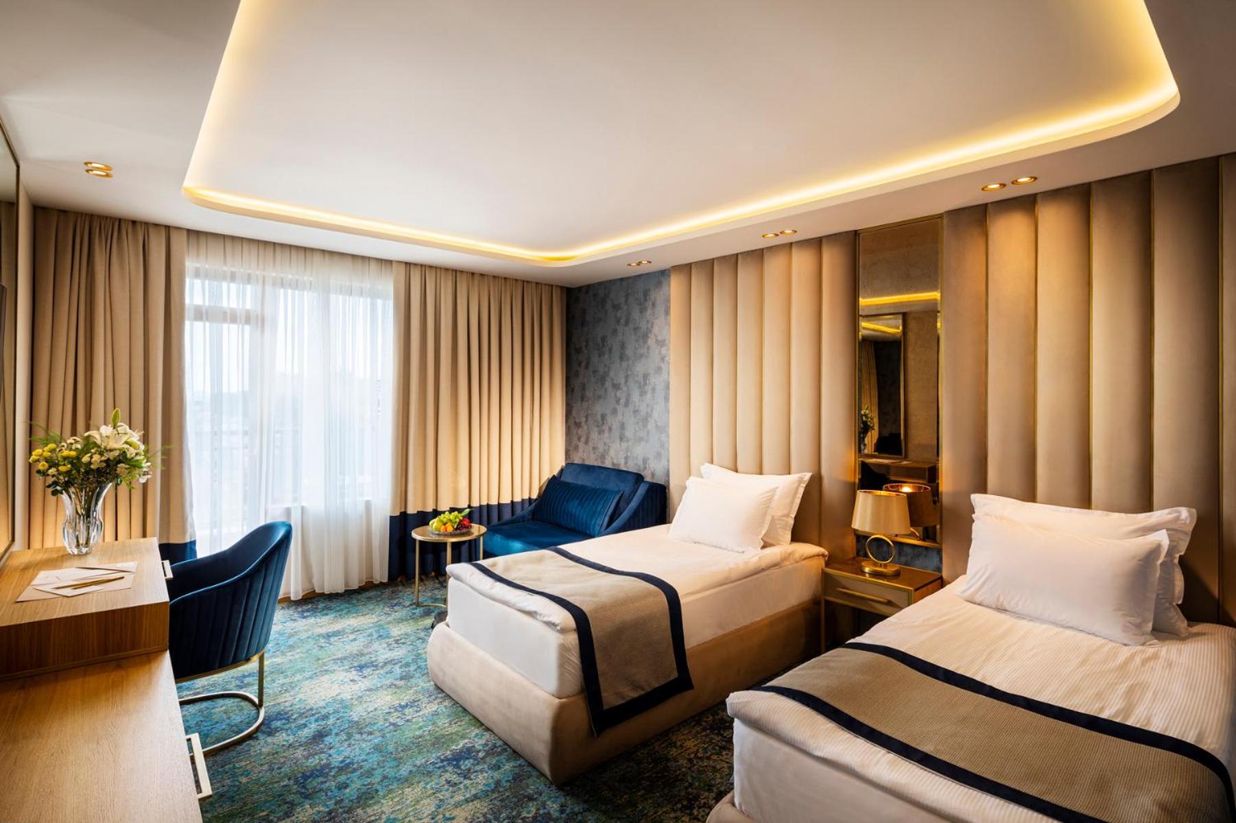 Admiral Hotel Sables d'or Extérieur photo Deluxe room