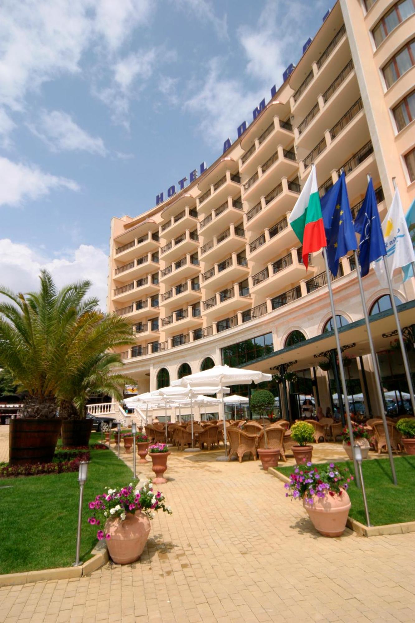 Admiral Hotel Sables d'or Extérieur photo